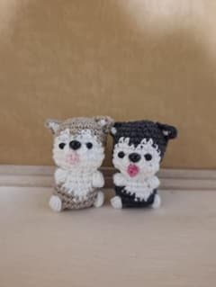 ハンドメイド かぎ針編み あみぐるみ 犬 2個セットのサムネイル