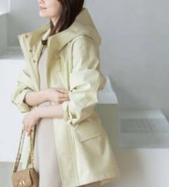 春カラー♡美品♡NOBLE♡ウインドプルーフマウンテンパーカー♡グリーンのサムネイル