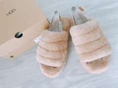 UGG アグ ファー サンダルのサムネイル