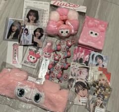 TWICE モモ モブリー まとめ売り 50点以上 - メルカリ