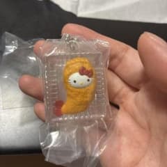 サンリオ ハローキティ エビフライ マスコット チャームのサムネイル