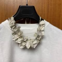 美品】ファビアナフィリッピ｜スウェード｜フラワーネックレス - メルカリ