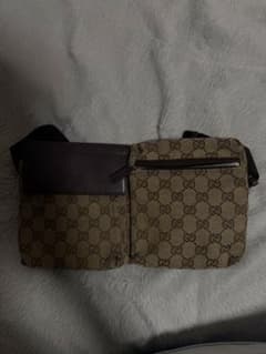 GUCCI GGパターン ボディバッグ - メルカリ
