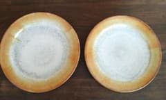 陶芸作家 陶器 中皿 2枚ペアセット（丸皿・取り皿） ペア食器、カフェ風、モダン 陶芸作家 陶器 中皿 2枚ペアセット（丸皿・取り皿） ペア食器、カフェ
