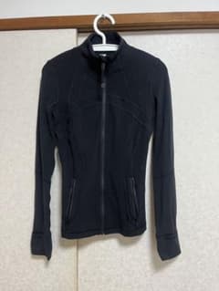 Lululemon define ヨガウェア 長袖 ジッパー付き Lululemon define ヨガウェア 長袖 ジッパー付き - メルカリ