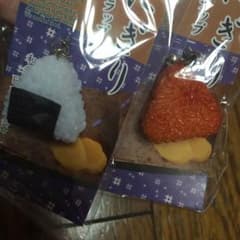 おにぎりストラップ2個のサムネイル