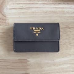 PRADA グレー サフィアーノレザー カードケース(名刺入れ) - メルカリ