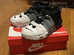 ナイキ エア モア アップテンポ '96 トリコロールのサムネイル