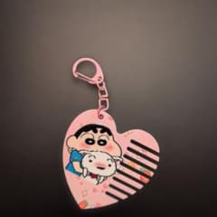 크레용 신짱 하트형 아크릴 키링