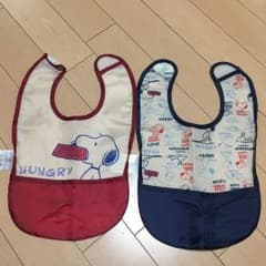 ジジの家様専用 食事エプロン スヌーピーセット♡のサムネイル