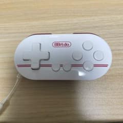 8Bitdo Zero レトロゲームコントローラーのサムネイル