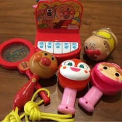 お値下げ‼︎ アンパンマン 楽器のおもちゃセットのサムネイル