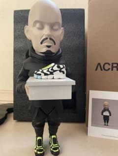 Danil Yad エロルソンフィギュア　BE@RBRICK  未使用　送料込みのサムネイル