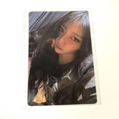 MEOVV BITE NOW ショーケース トレカ スインのサムネイル