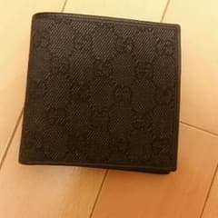 GUCCI二つ折り財布DENIMGGアウトレットのサムネイル