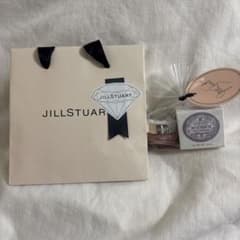 JILLSTUARTリップマスク　ミルクティーのサムネイル