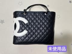 CHANEL カンボンライン トートバッグ ブラック ホワイトのサムネイル