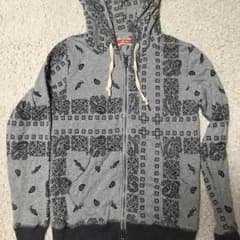 LHP LILALMOND パーカーのサムネイル