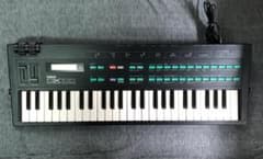 YAMAHA DX100 デジタルシンセサイザー AC 元箱付のサムネイル