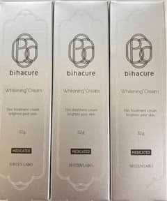 ビハキュア 薬用美白クリーム 32g×3箱のサムネイル