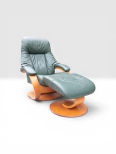Simmons Fjords フィヨルド レザーパーソナルチェア オットマン付 Simmons Fjords フィヨルド レザーパーソナルチェア オットマン付