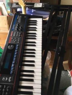 Roland juno diのサムネイル