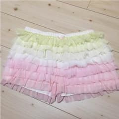 ゆう様専用   ジェラートピケ フリル ショートパンツのサムネイル