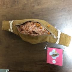 セール!25日まで びよーんと伸びる納豆ペンケースのサムネイル