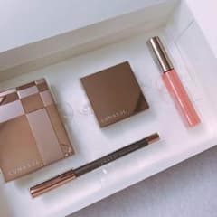 新品未使用ルナソル  パーティコフレのサムネイル