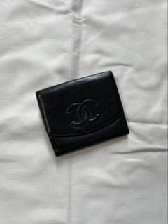 CHANEL ブラック 二つ折り財布のサムネイル