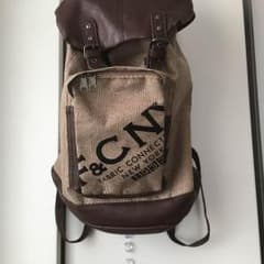 【美品】リュック  リアルデザインのサムネイル