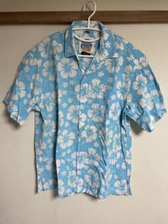 OKANUI CLASSICS アロハシャツ 水色 ハイビスカス柄のサムネイル
