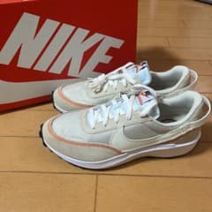 NIKE ワッフル デビューのサムネイル