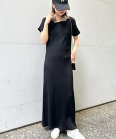 【全骨格細見え】アシメネックハーフスリーブリブワンピースのサムネイル