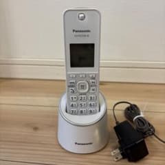 たくまっくす様専用Panasonic KX-FKD550-W 電話機 ホワイトのサムネイル