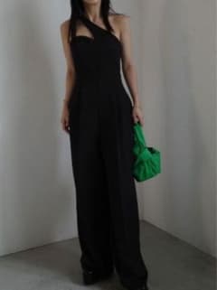 【HT様専用】Ameri ONE SIDE SHOULDER ROMPERSのサムネイル