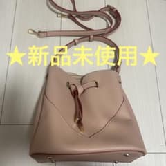 新品未使用【VIS】ピンク・ハートカットバッグ(ミディアム)のサムネイル
