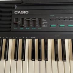 CASIO Casiotone CT-607 電子キーボード 本体　スタンド付き CASIO Casiotone CT-607 電子キーボード 本体 スタンド付き - メルカリ