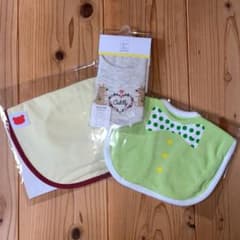 スタイ　3点セット　はじめてばこのサムネイル