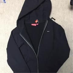supreme パーカーのサムネイル