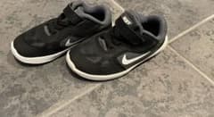 NIKE ナイキ スニーカーのサムネイル