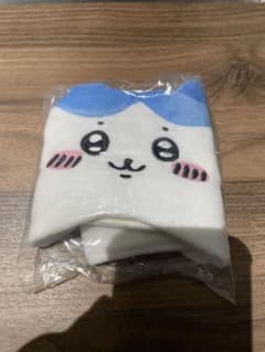 ちいかわ　ガチャガチャアイマスク　ハチワレのサムネイル