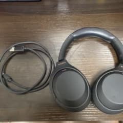 ワイヤレスヘッドホン WH-1000XM4 ブラックのサムネイル