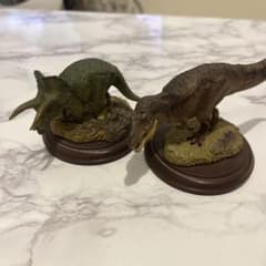 いきもの大図鑑 恐竜 ティラノサウルス トリケラトプス 　ガチャポンのサムネイル