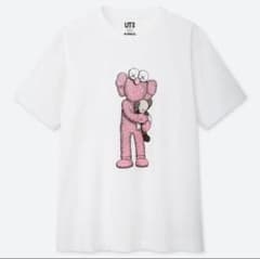 ユニクロ KAWS Tシャツのサムネイル