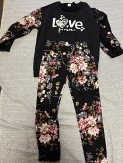 キッズ服 花柄セットアップのサムネイル