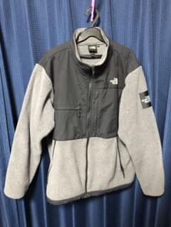ノースフェイス　デナリジャケット　グレーのサムネイル