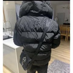 TRAPSTAR フード付きダウンジャケット 黒のサムネイル