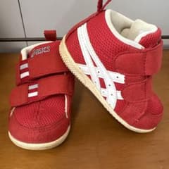履きやすい！ASICS ベビーシューズ 可愛いレッド柄のサムネイル