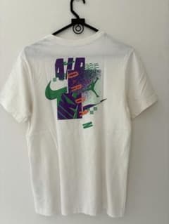 Nike グラフィックTシャツ Sサイズのサムネイル